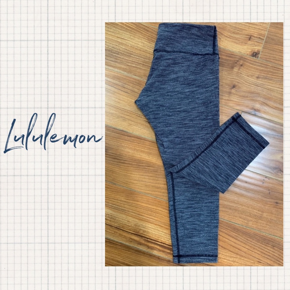 Lululemon Wunder Under Grey Crop Size 6